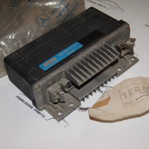 C126 W126 ASR control unit NOS NEW A0055450232 Genuine Mercedes Part C126 W126 ASR control unit NOS NEW A0055450232 Genuine Mercedes Part
