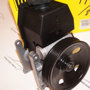 W202 C208 W210 M111 Power Steering Hydraulic pump NEW C208