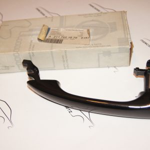 W203 W211 rear right door handle NEW Genuine Mercedes Part