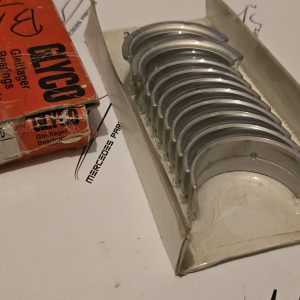 BMW M10 crankshaft main bearing STD 02 Series / New Class BMW M10 crankshaft main bearing STD 02 Series / New Class