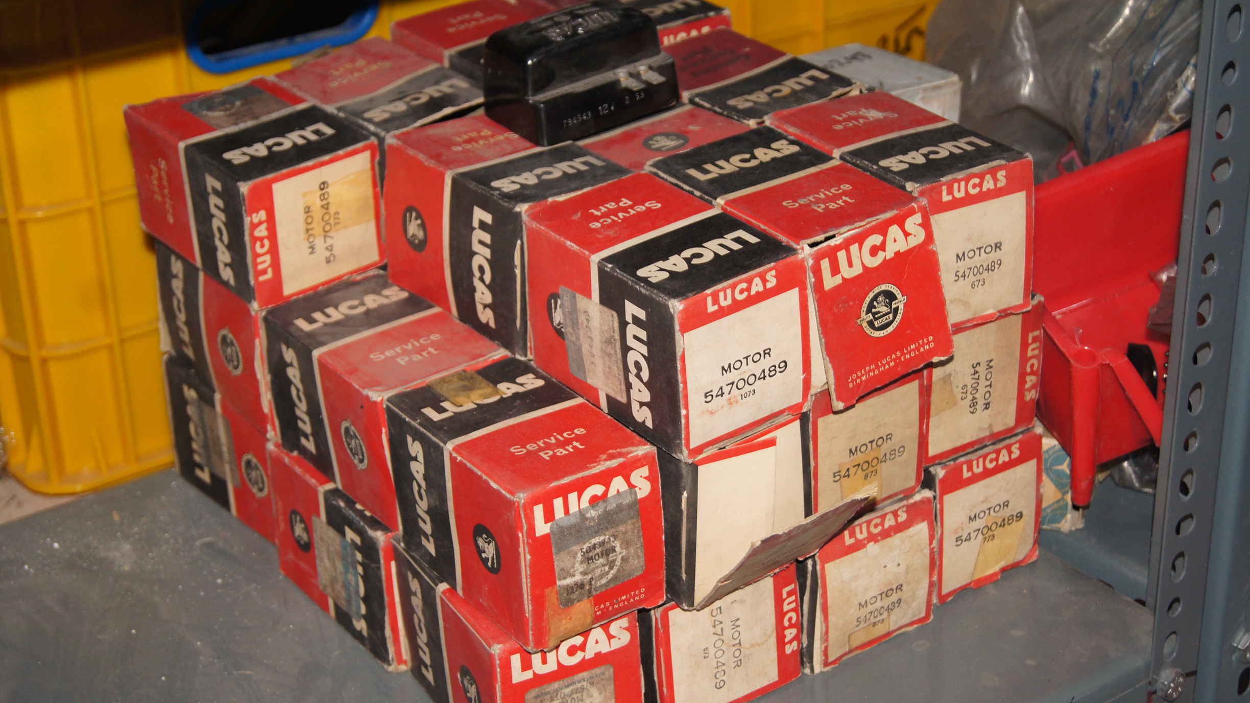 **WHOLE SALE**Windshield Washer Motor for Lamborghini Miura / Jaguar E-type Triumph NEW NOS Hillman