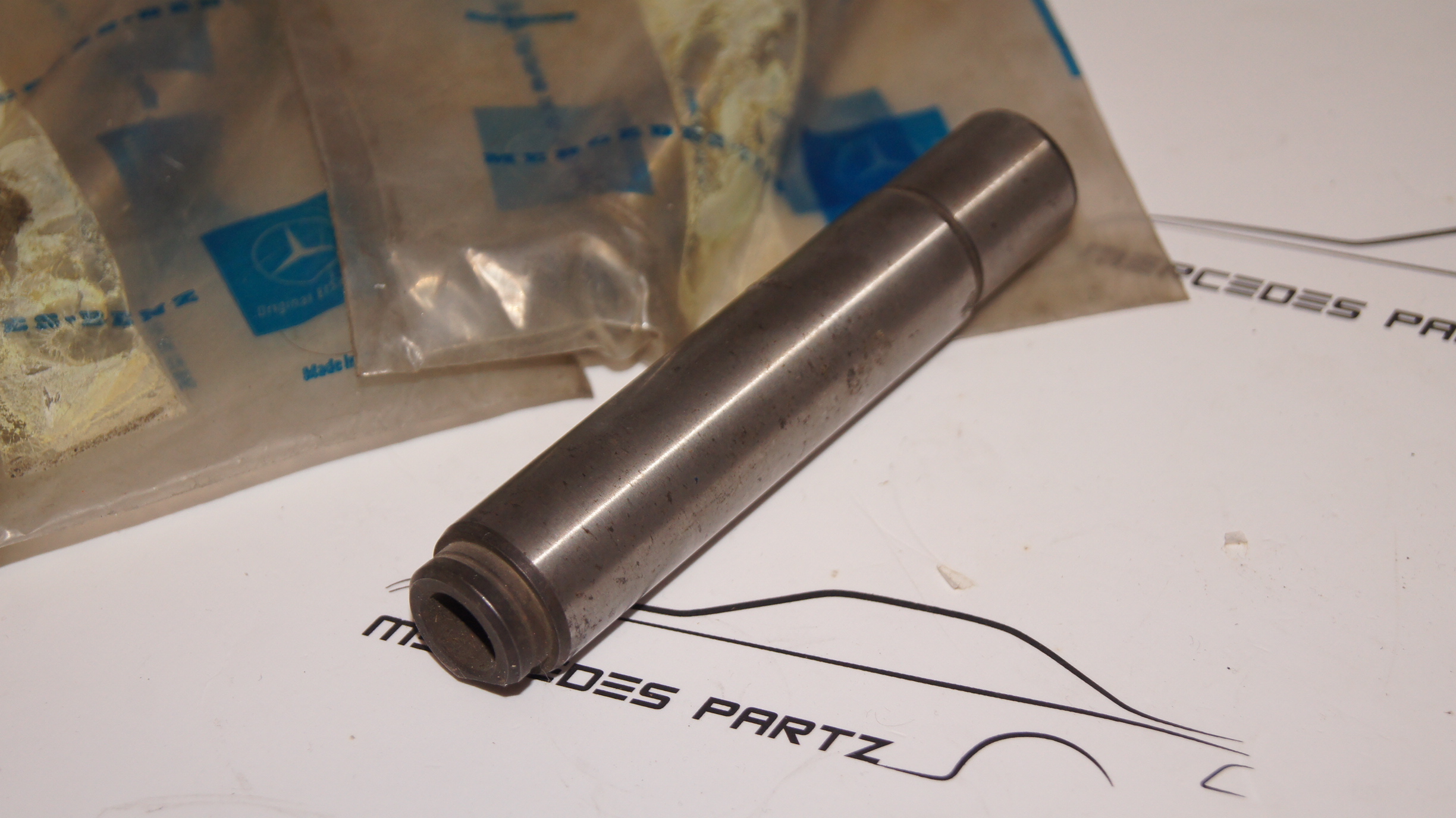 Mercedes-Benz shaft Genuine Mercedes Part