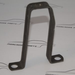 M108 M114 M115 M121 M127 M129 M130 M180 cylinder head bracket Genuine Mercedes Part