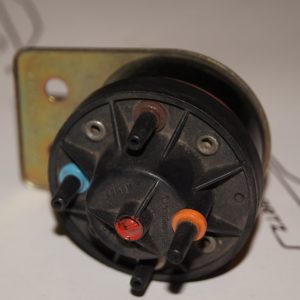 R107 W116 pressure converter valve NEW new