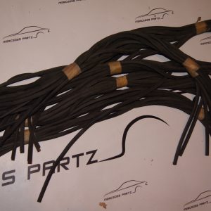 **Whole Sale** unknown Mercedes-Benz seal NOS Genuine Mercedes Part