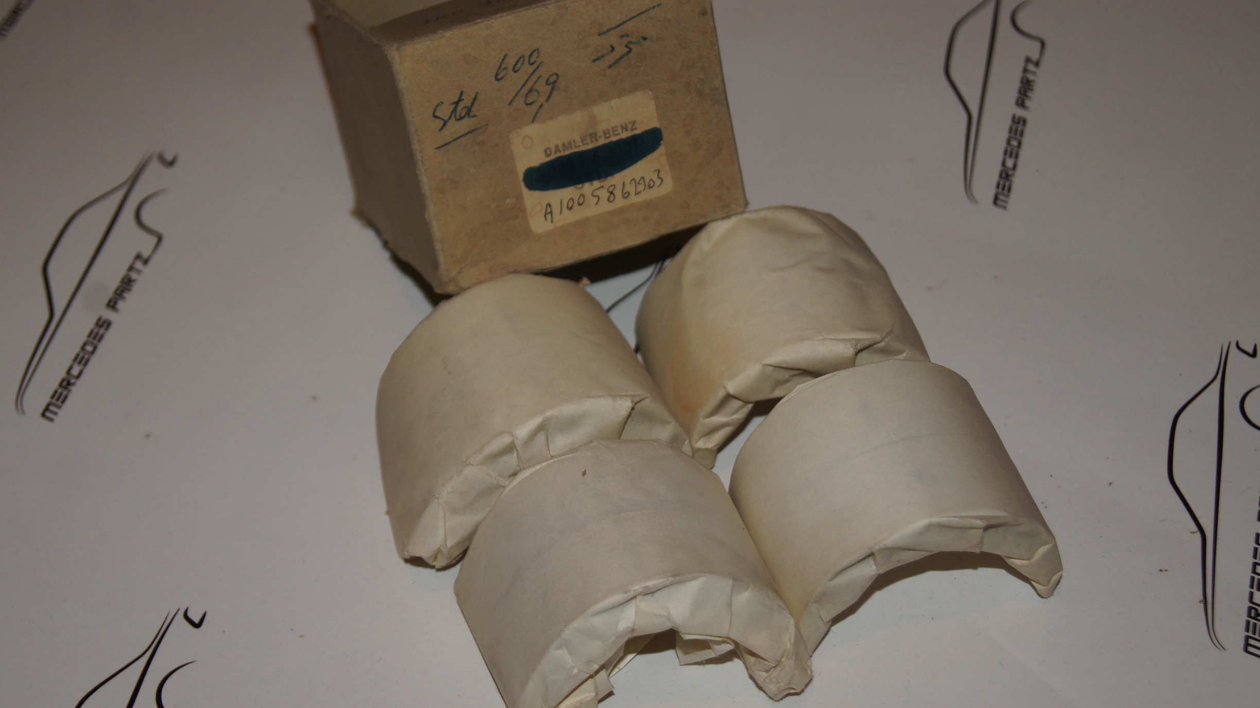 M100 6.3 6.9 connecting rod bearing STD 55.00mm NEW NOS GENUINE Genuine Mercedes Part