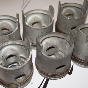 M127 M180 80.25 80.21mm +0.25 intermediate size piston set NOS Kolbenschmidt