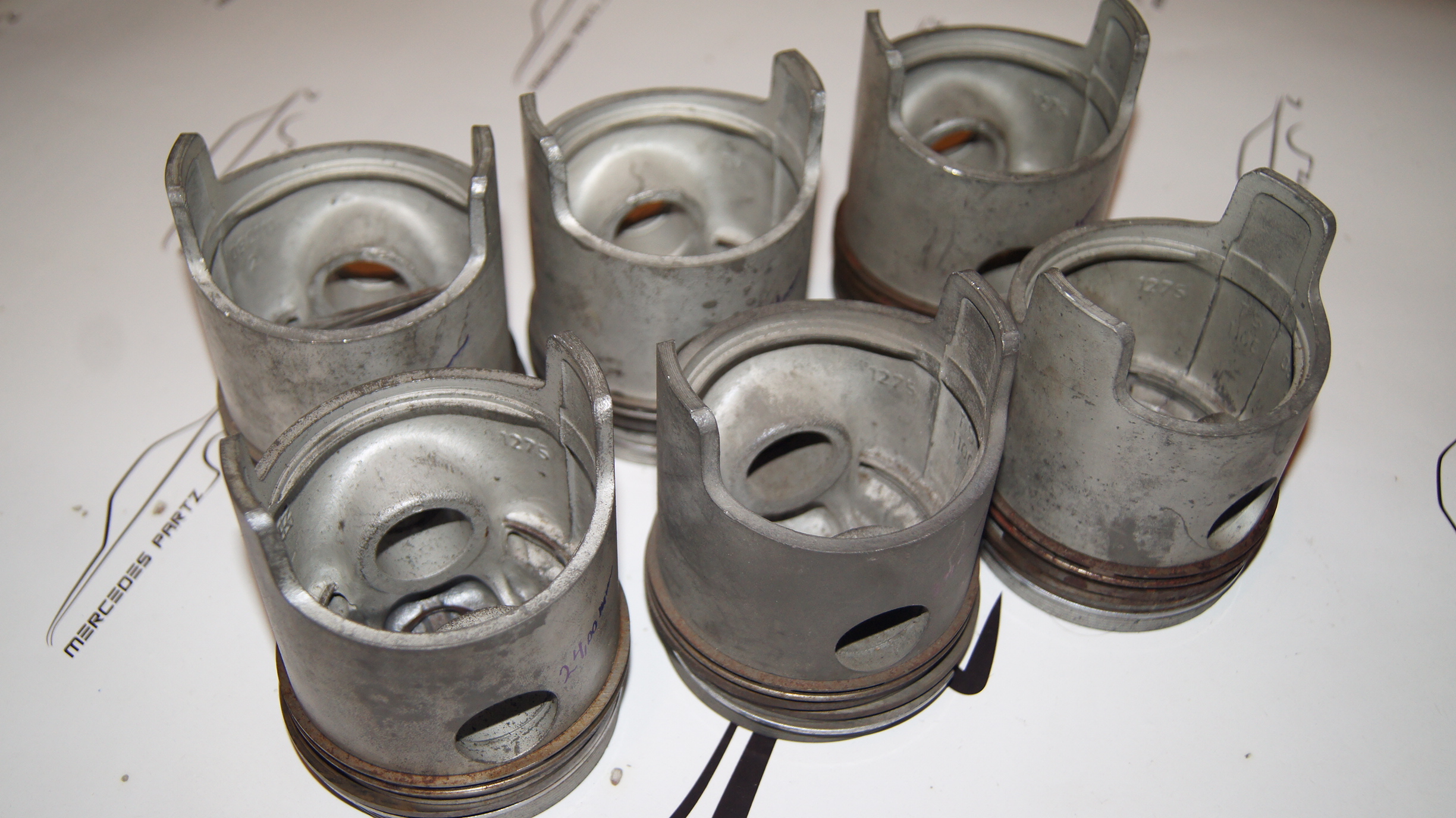 M127 M180 80.25 80.21mm +0.25 intermediate size piston set NOS Kolbenschmidt