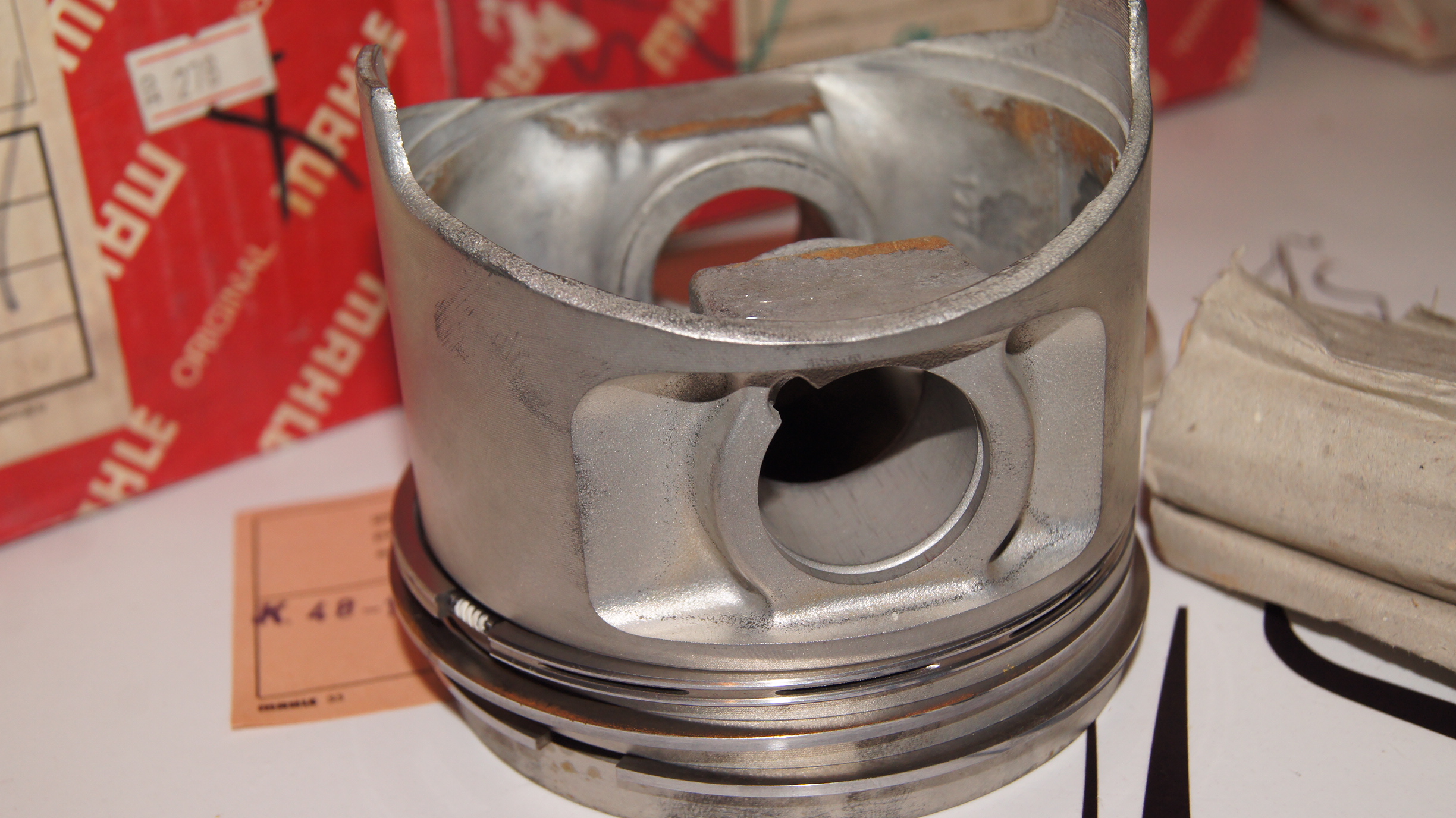 M116 960 961 380 3.8 piston set STD A1160300318 92.00mm 91.98mm M116 M116 960 961 380 3.8 piston set STD A1160300318 92.00mm 91.98mm M116