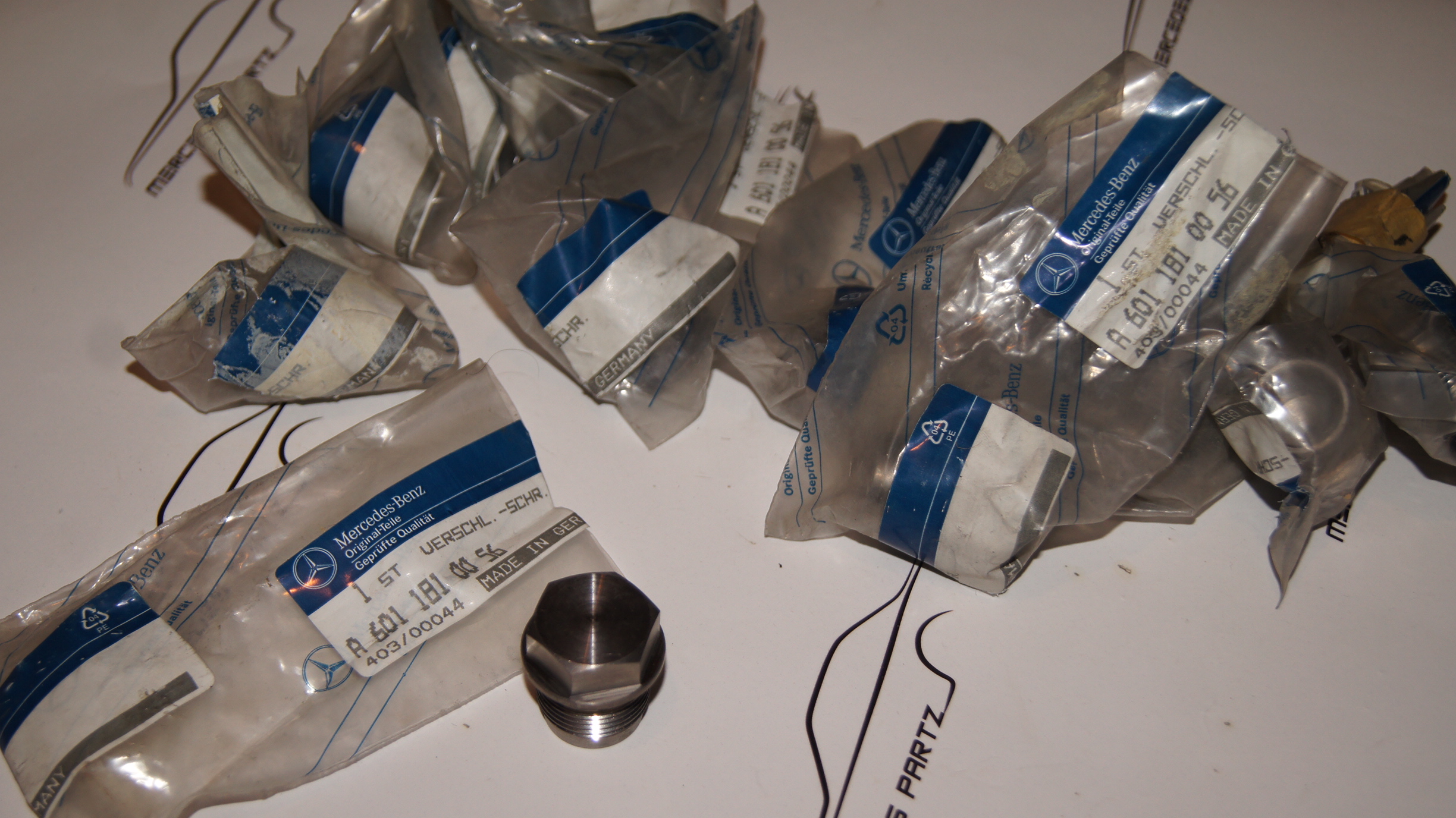 **WHOLE SALE** 10PCS of M103 M120 M111 OM601 OM602 OM603 oil pump relief valve NOS C208 **WHOLE SALE** 10PCS of M103 M120 M111 OM601 OM602 OM603 oil pump relief valve NOS C208