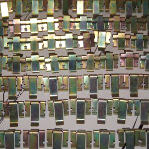 **whole sale** 70 pcs of clip Genuine Mercedes Part