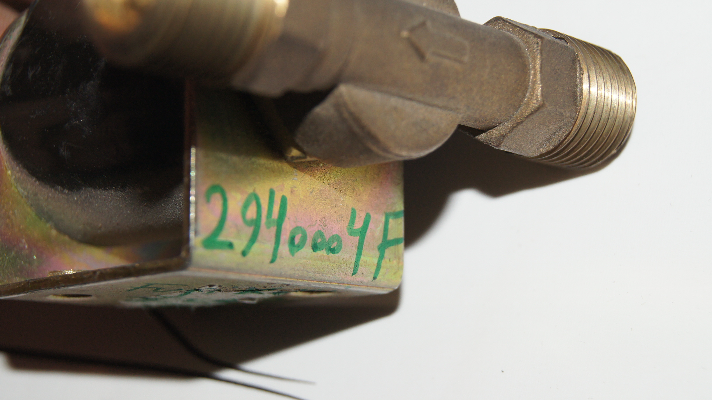 Mack / Freightliner A/C expansion valve NEW MACK Mack / Freightliner A/C expansion valve NEW MACK