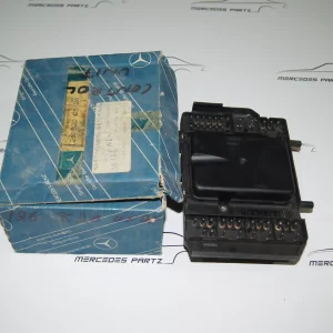New Mercedes-Benz W126 seat height adjust Control unit Genuine Mercedes Part New Mercedes-Benz W126 seat height adjust Control unit Genuine Mercedes Part