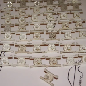 40pcs of BMW E6 E9 E10 E12 E21 E30 51131829904 clip**whole sale** 02 Series / New Class