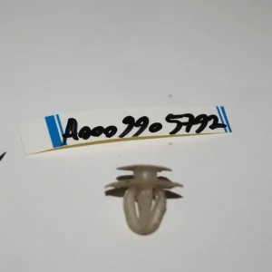 Mercedes W216 W221 W129 W210 Expansion Rivet
